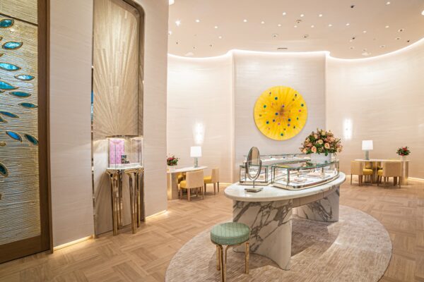 ffc73a5e-884d-4686-a719-3194f54f8753